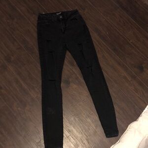 The pictures aren't that great but the jeans are comfortable and nice looking.